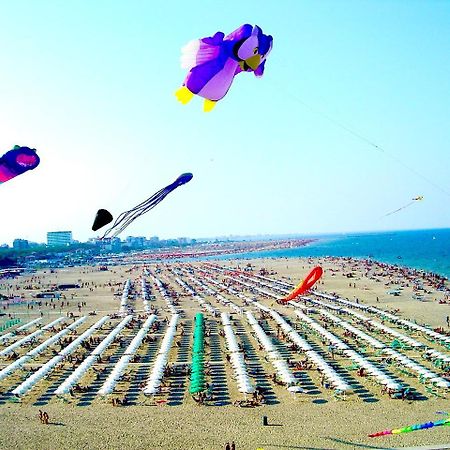 Dena Chalets - Lido Di Spina At The Beach Zewnętrze zdjęcie