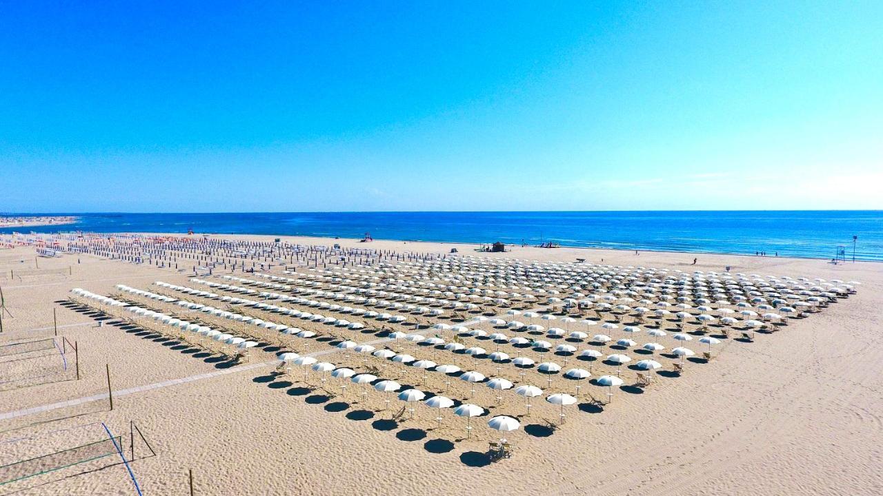 Dena Chalets - Lido Di Spina At The Beach Zewnętrze zdjęcie